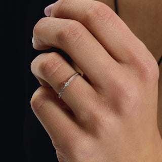 PETRA STAR RING