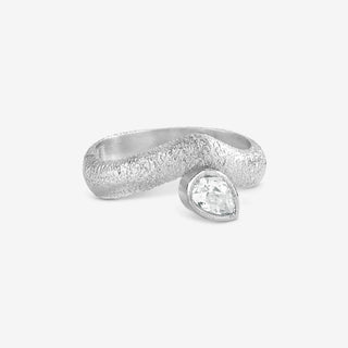LUME SCULPT RING