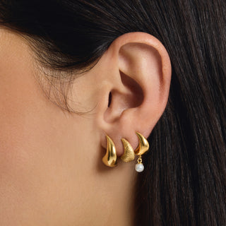 LUNARIA PEARL EARRING