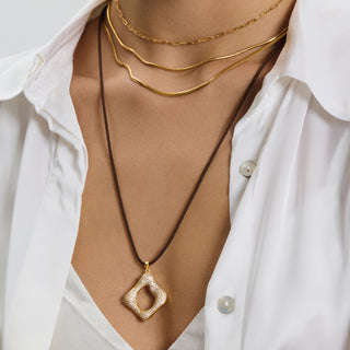 NOVA FLOW NECKLACE