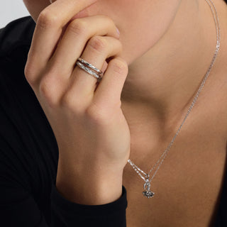 Crescent Charm Kolye