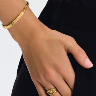 Echo Line Bangle