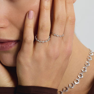 LYRA TWIST RING